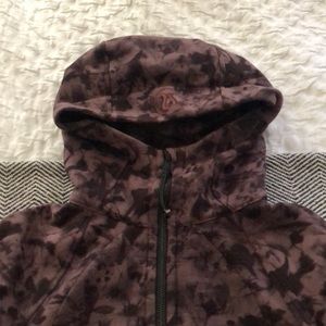 Lululemon Sweatshirt